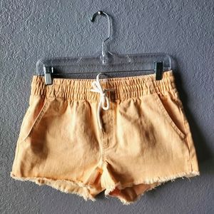 💗  Celebrity Pink peach jean shorts